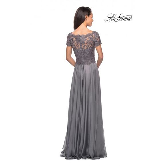 La Femme Mother of the Bride Lace Maxi Dress Short Sleeve Taupe Size 20 NWT - Picture 4 of 11